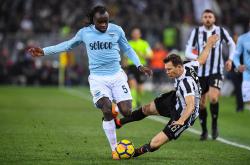 华体会官方-包含尤文图斯客场战平拉齐奥，暂时领跑积分榜的词条