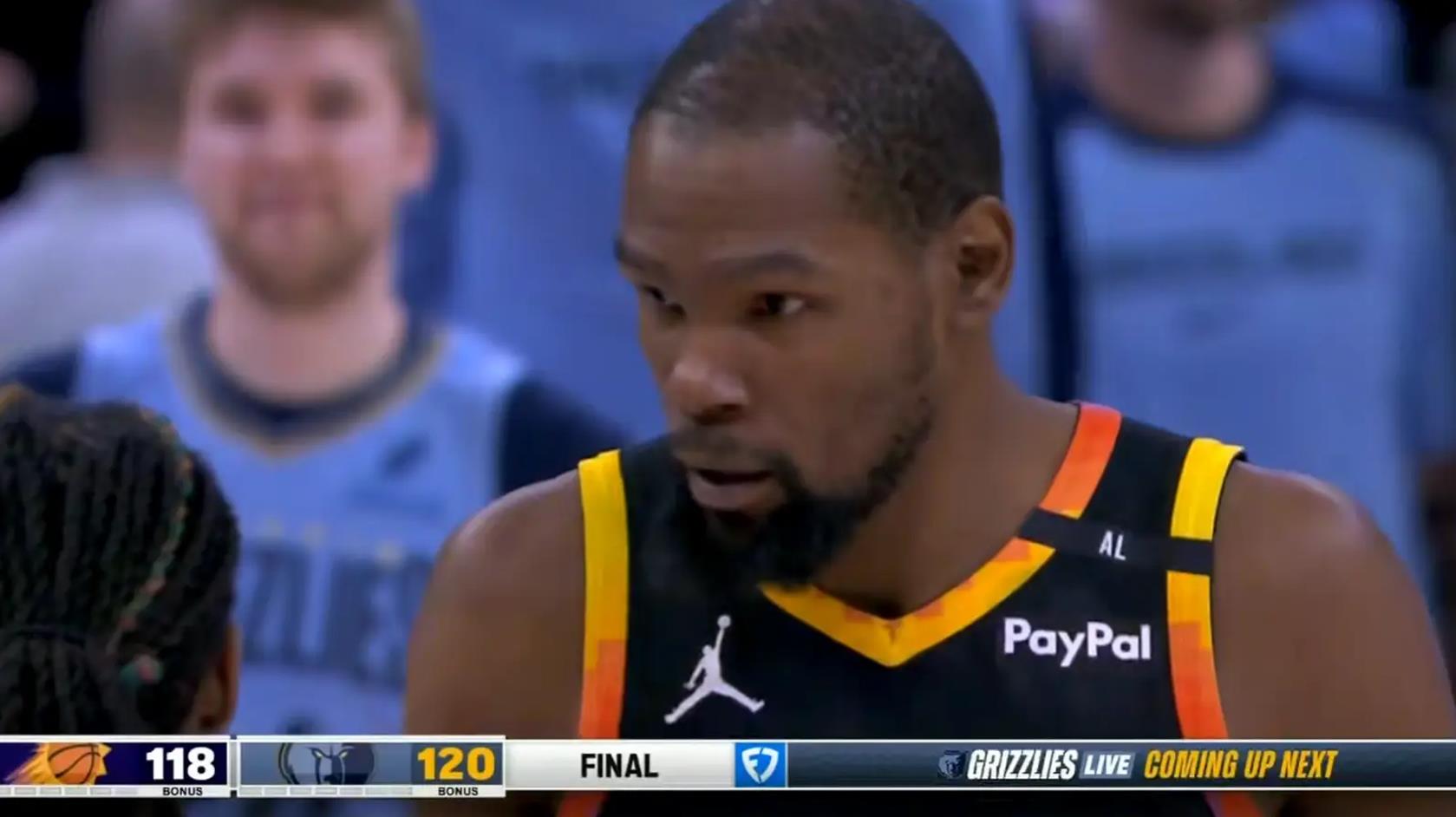 勇士遭快船逆袭,客场惨败 勇士遭快船逆袭,客场惨败