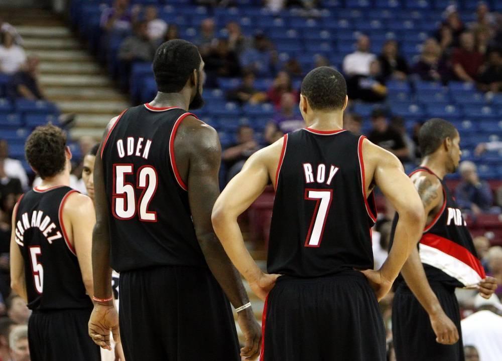 开拓者队夺得西部冠军,晋级总决赛 开拓者队夺得西部冠军,晋级总决赛