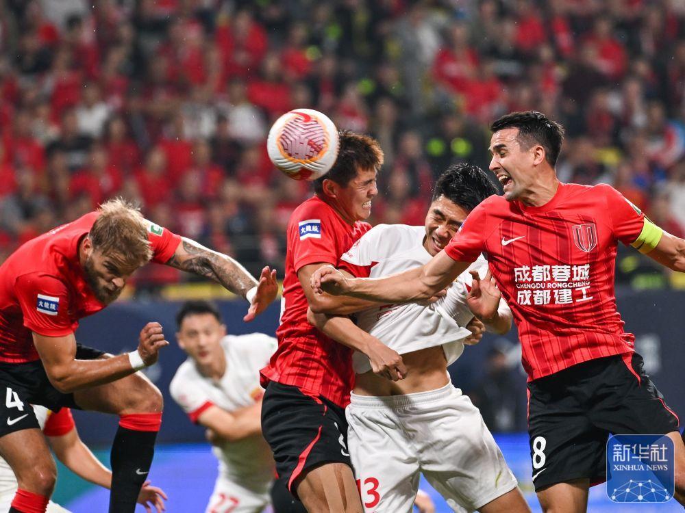 球队战术调整,变阵迎战新对手 球队战术调整,变阵迎战新对手