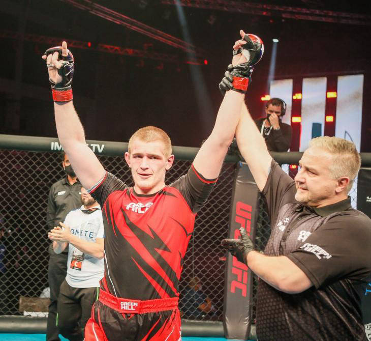 关于激烈格斗的比赛场面上演,神奇不断的信息 关于激烈格斗的比赛场面上演,神奇不断的信息