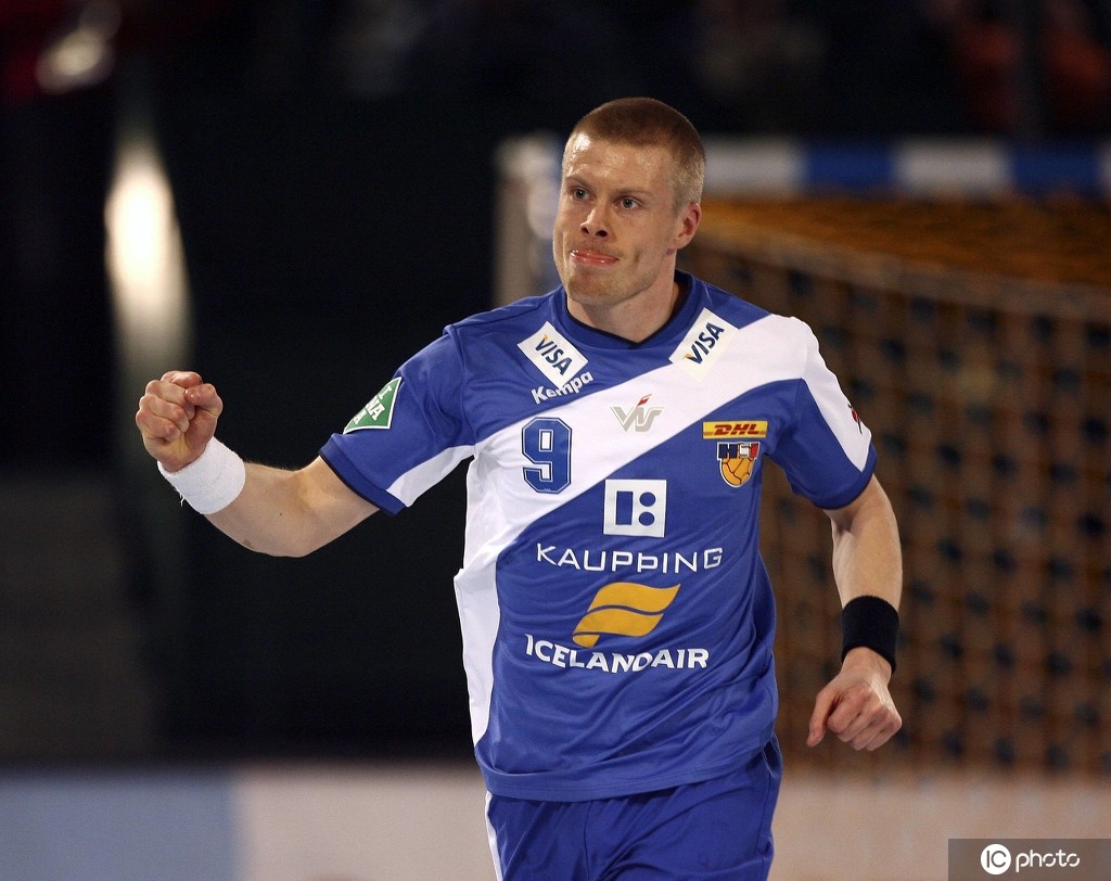 冰岛运动员夺冠成功,实力非凡 冰岛运动员夺冠成功,实力非凡