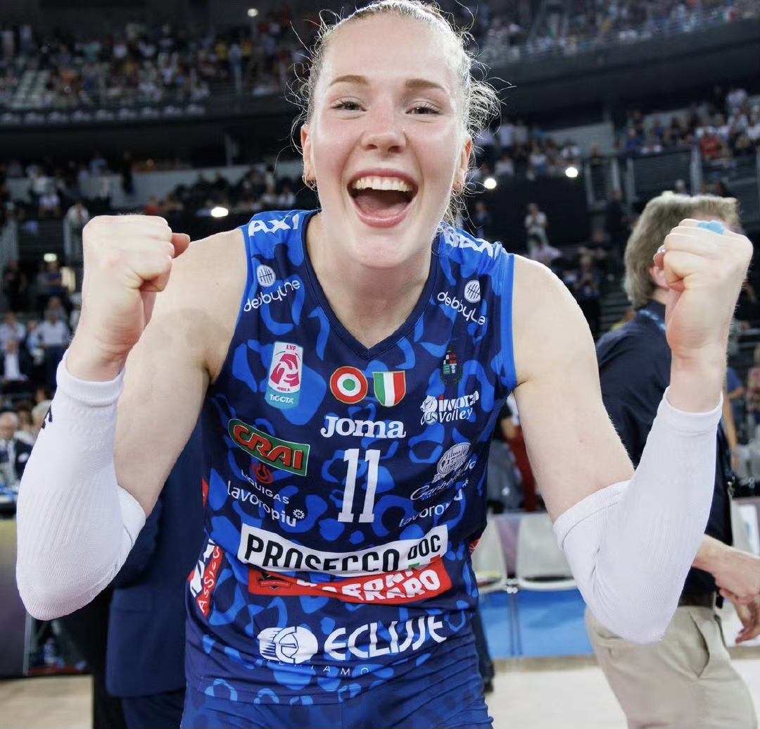 瑞典冲刺夺冠,惊艳全场观众 瑞典冲刺夺冠,惊艳全场观众