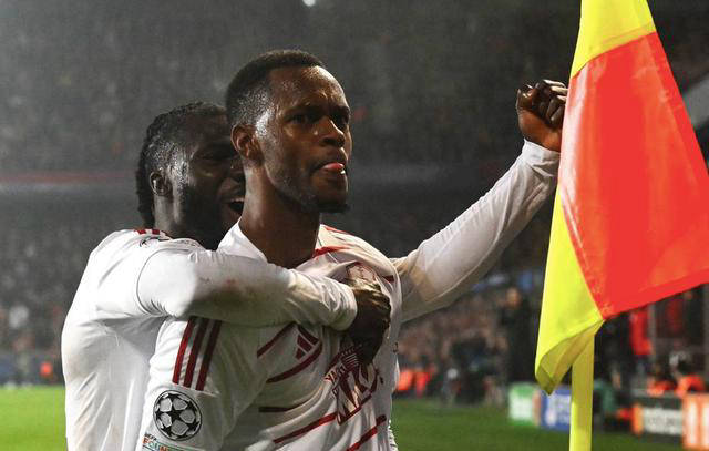 意大利球队突围晋级，欧冠又添一黑马