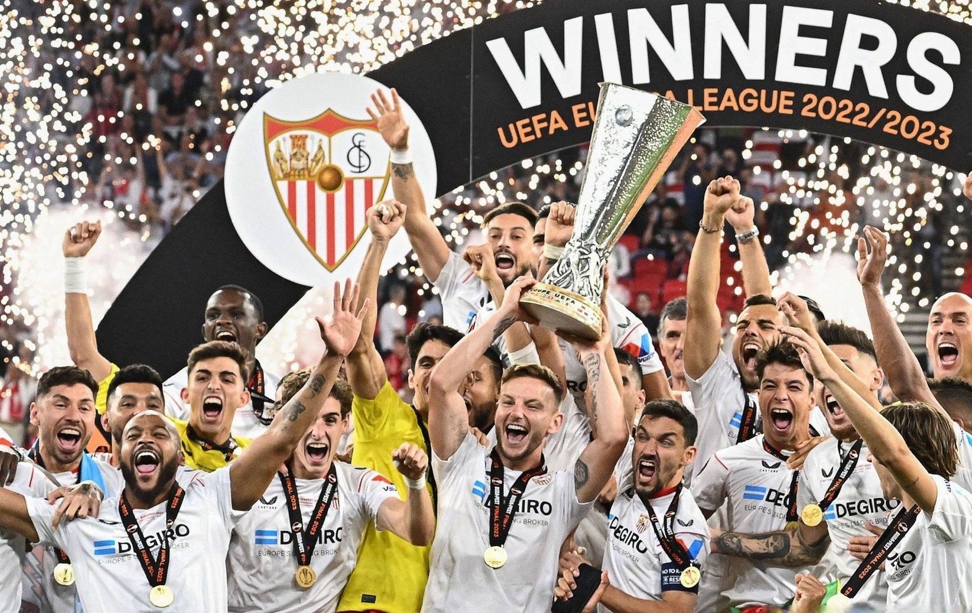 西甲比赛一触即发,球员展现出色表现 西甲比赛一触即发,球员展现出色表现