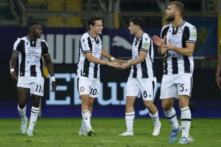 乌迪内斯苦战平局,难分胜负的简单介绍 乌迪内斯苦战平局,难分胜负的简单介绍