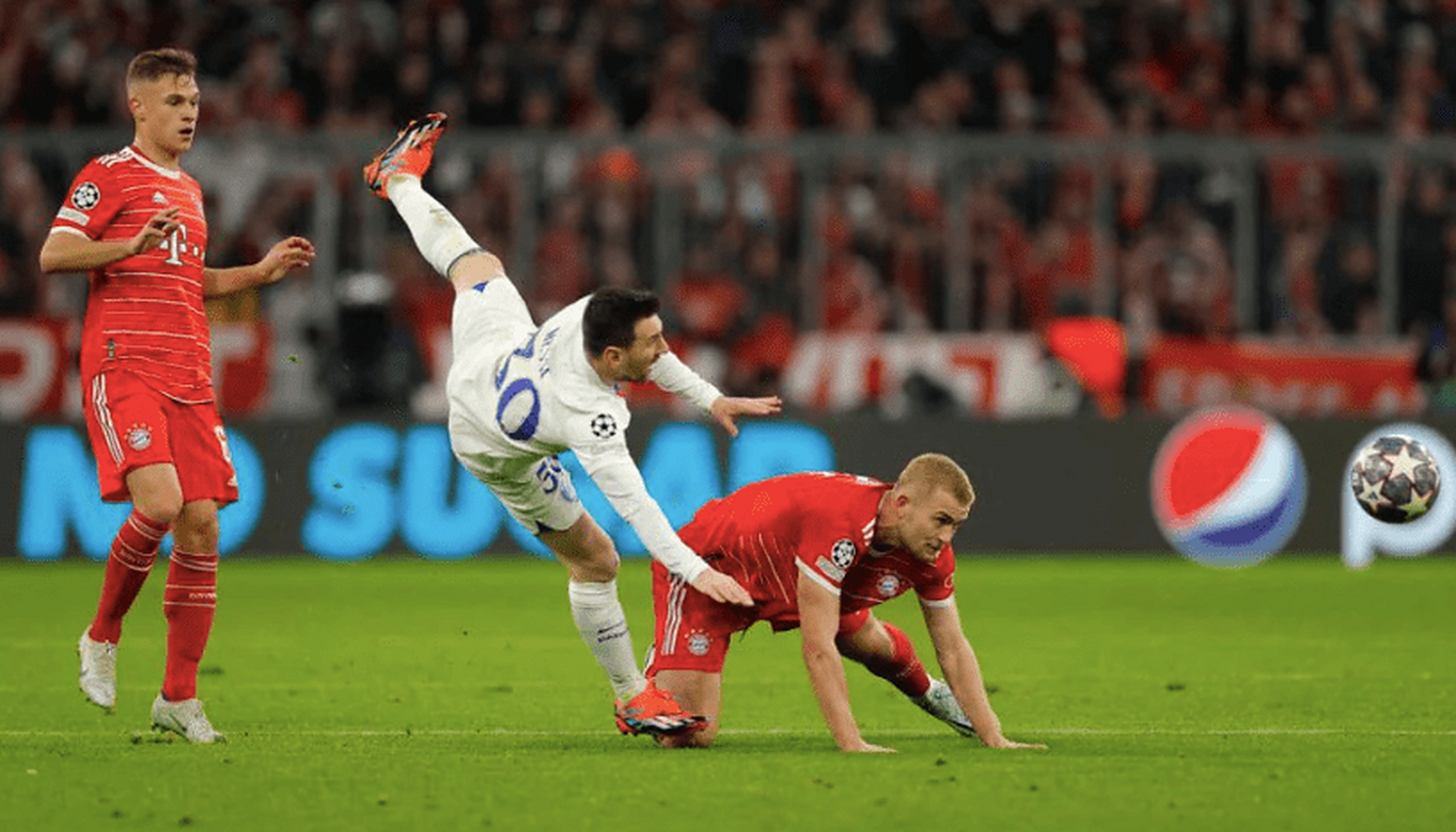 关于巴黎圣日尔曼客场遭阿贾克斯逼平!梅西点球被扑的信息 关于巴黎圣日尔曼客场遭阿贾克斯逼平!梅西点球被扑的信息