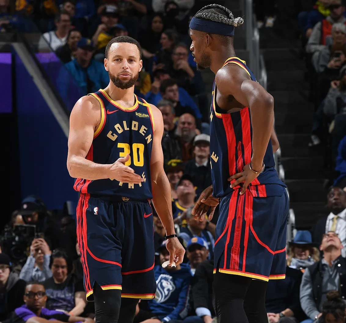 包含勇士遭灰熊逆转,勒布朗盖帽关键的词条 包含勇士遭灰熊逆转,勒布朗盖帽关键的词条