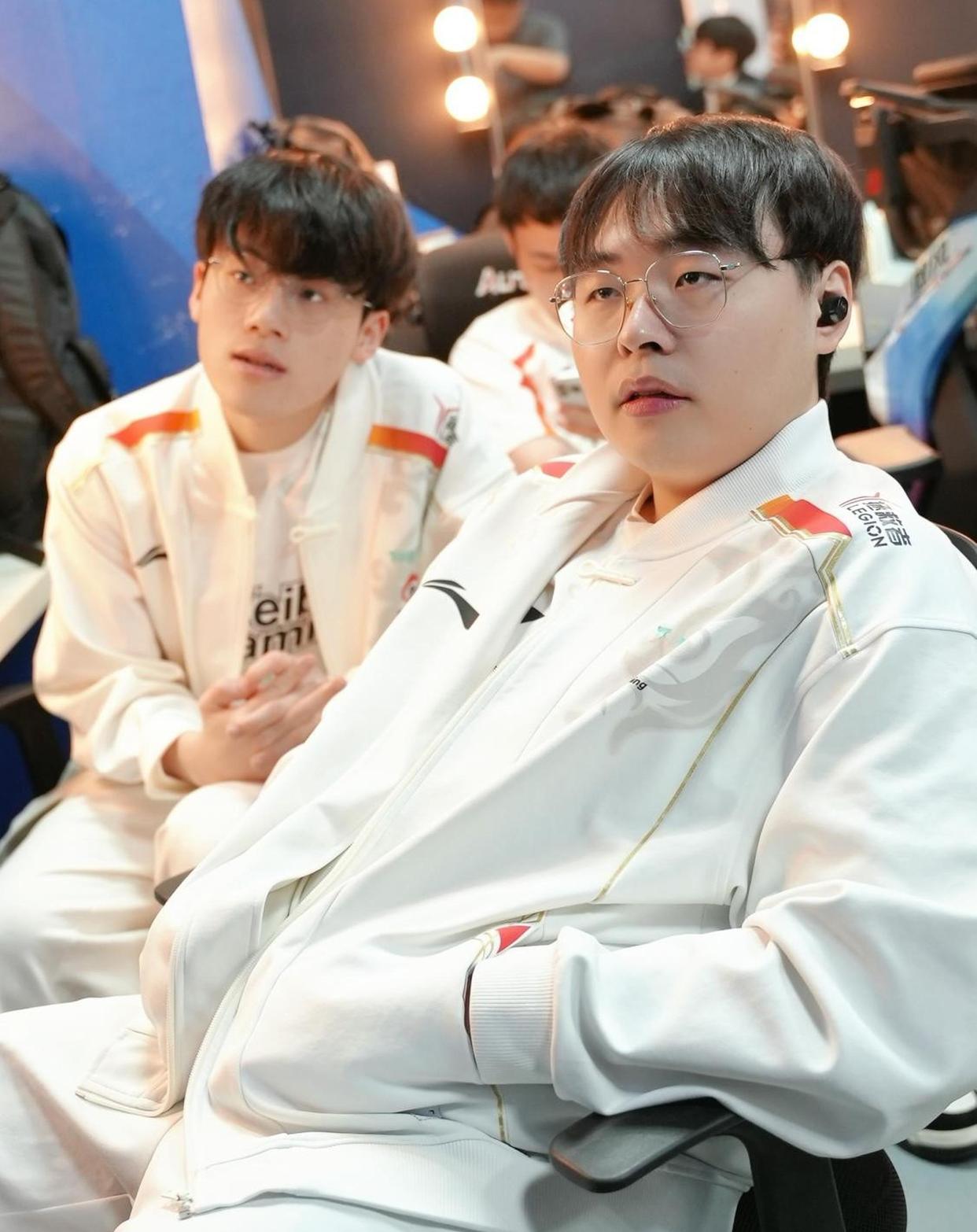 关于WBG轻取100T，Ming操刀奇招英雄翻盘焦点之战小组赛，让粉丝疯狂欢呼的信息